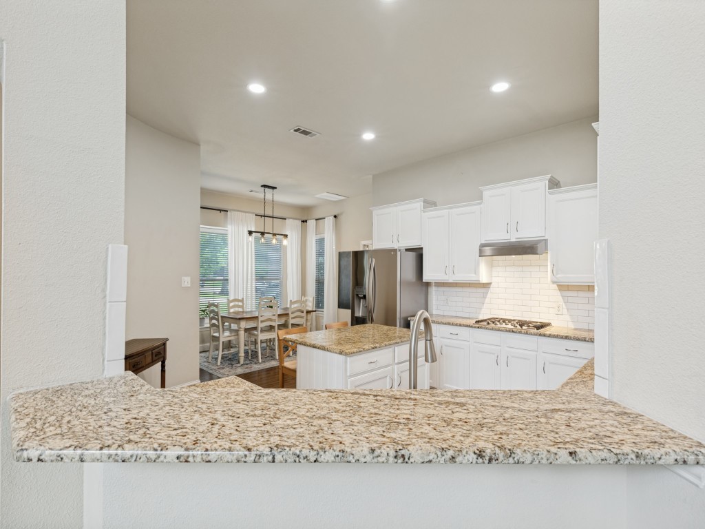 607 Chalk Hill Lane Murphy TX 75094