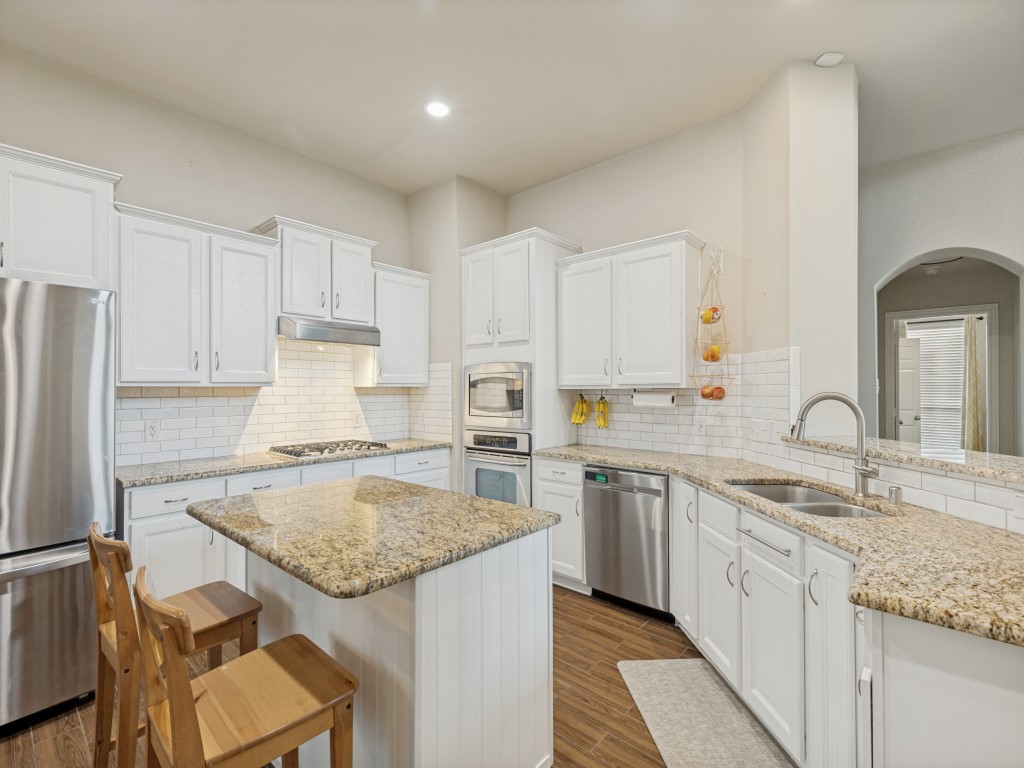 607 Chalk Hill Lane Murphy TX 75094