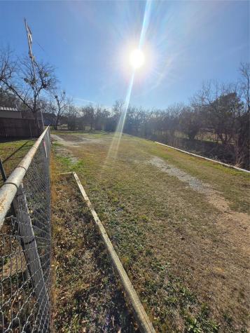 1200 Llano Street Coleman TX 76834