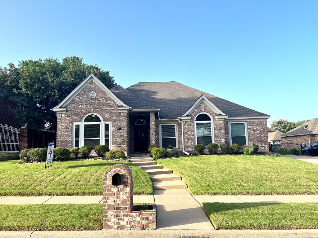 8604 Castle Creek Court North Richland Hills TX 76182