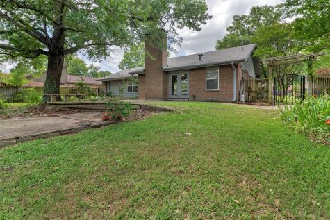 2009 Oak Creek Drive Sherman TX 75092