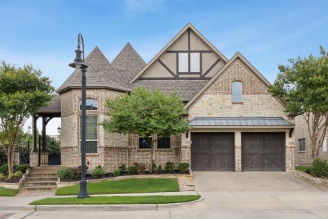 1304 Blue Lake Boulevard Arlington TX 76005