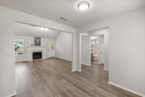 653 Ozark Avenue Burleson TX 76028