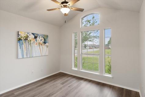 653 Ozark Avenue Burleson TX 76028