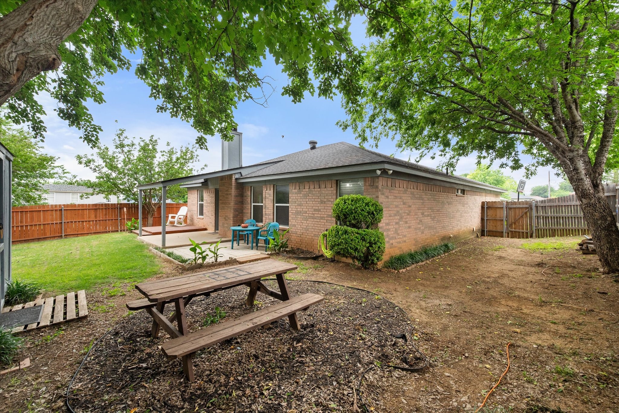 653 Ozark Avenue Burleson TX 76028