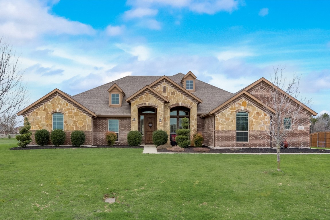 1131 Billingsley Drive Waxahachie TX 75167
