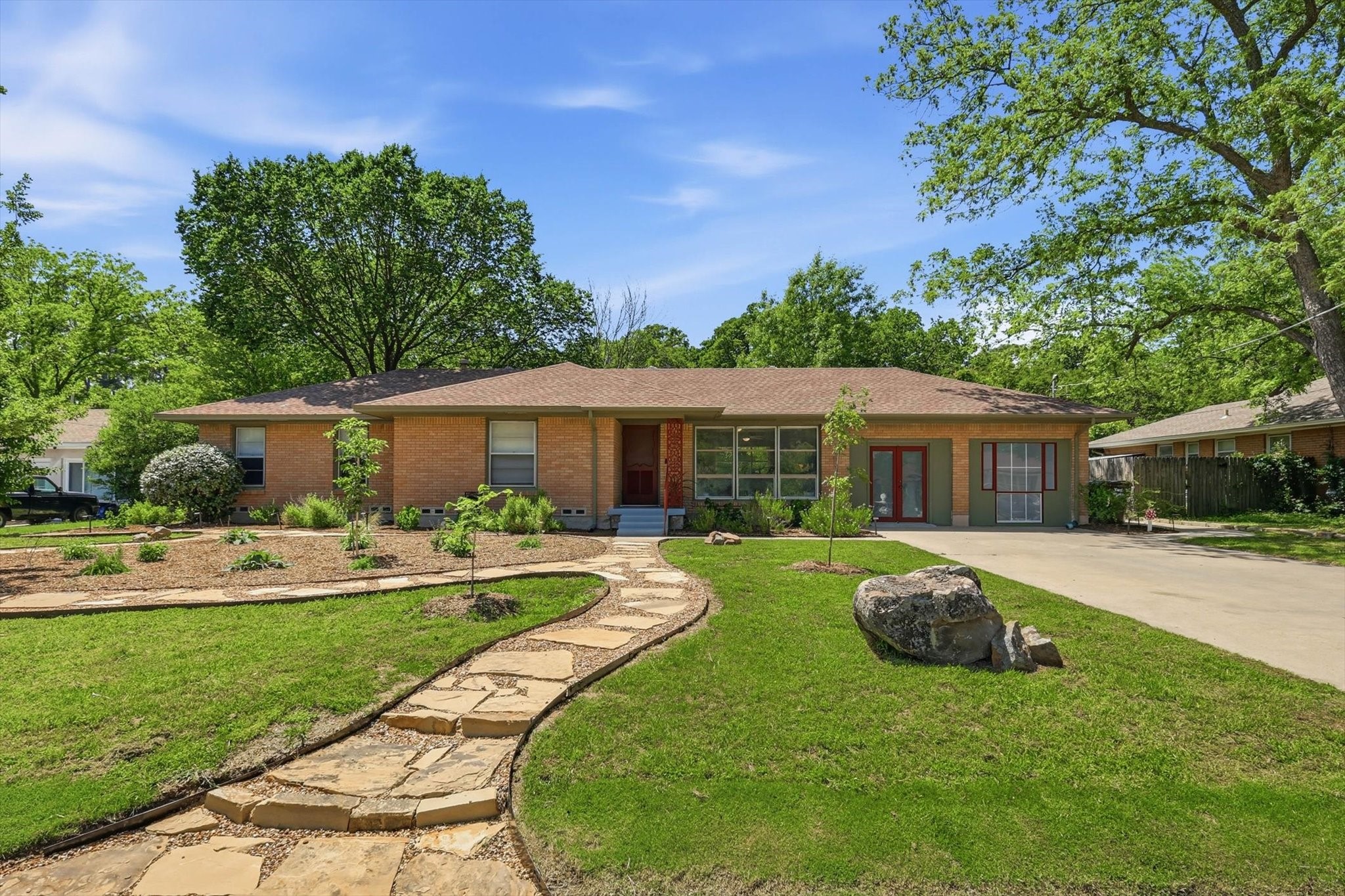 2409 Robinwood Lane Denton TX 76209