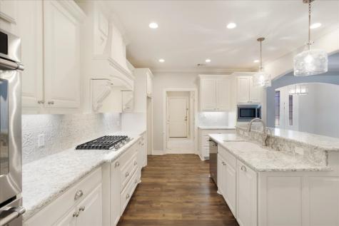 3909 Saddle Creek Denison TX 75020