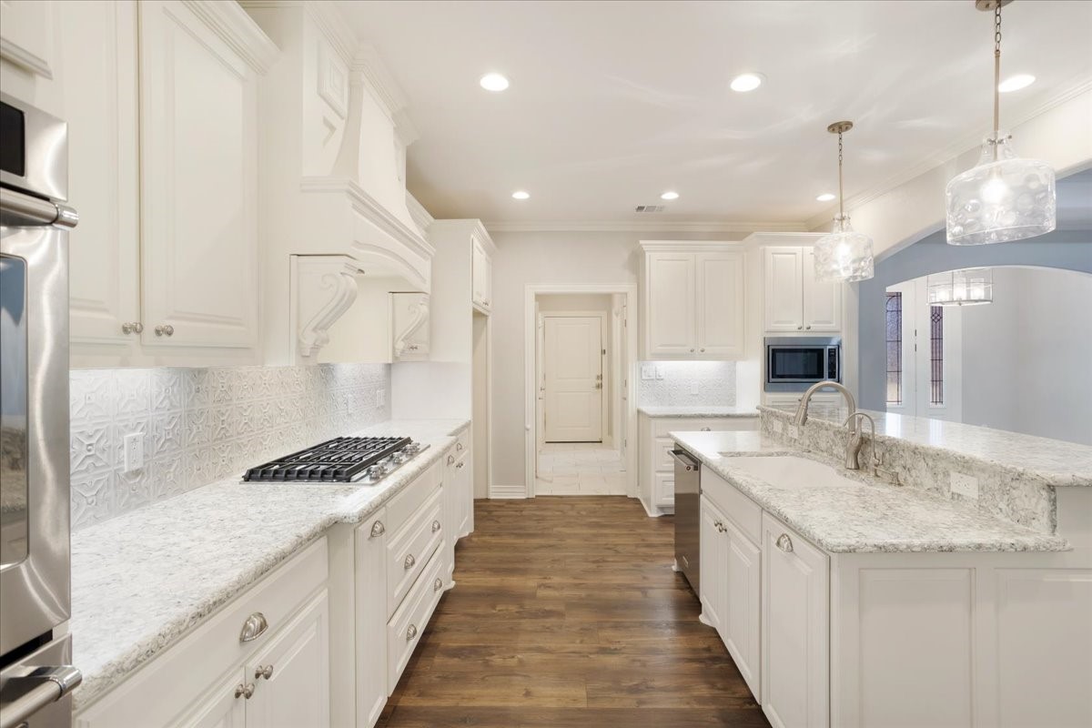 3909 Saddle Creek Denison TX 75020
