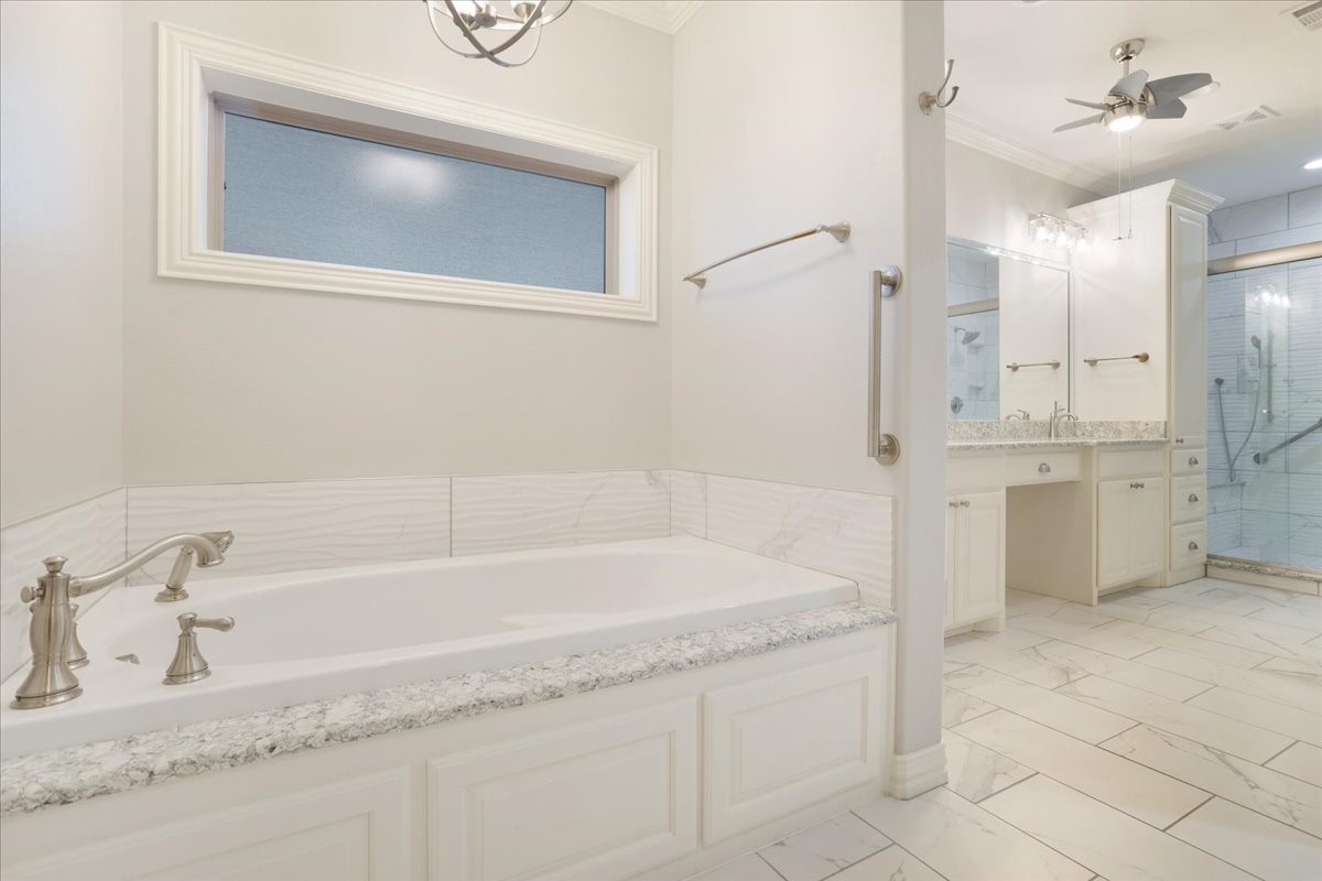 3909 Saddle Creek Denison TX 75020