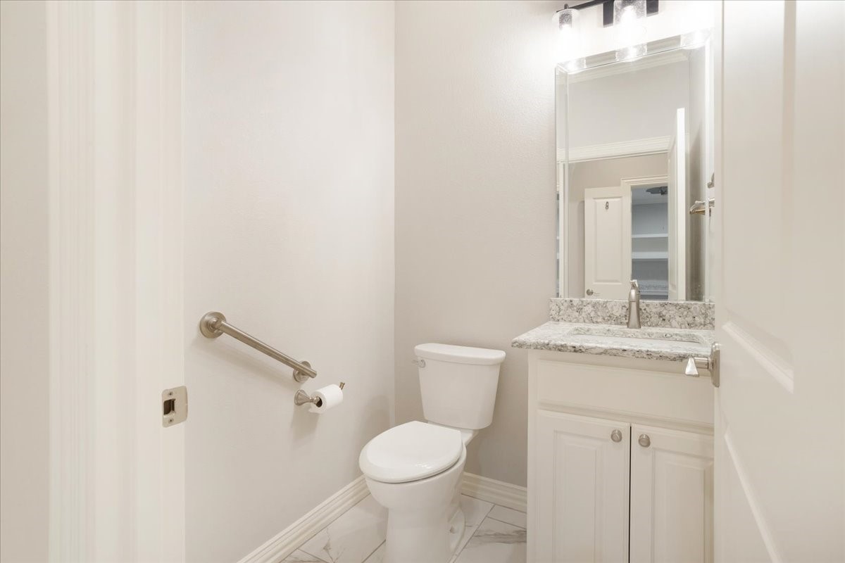 3909 Saddle Creek Denison TX 75020