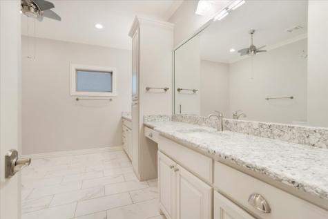 3909 Saddle Creek Denison TX 75020
