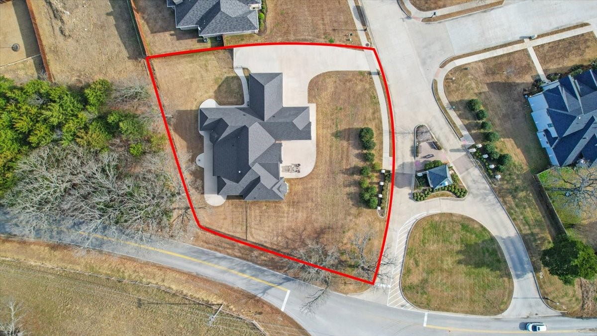 3909 Saddle Creek Denison TX 75020