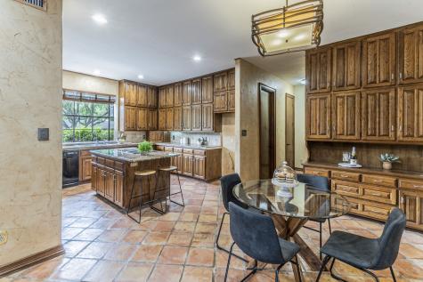 2714 Ridge Top Lane Arlington TX 76006
