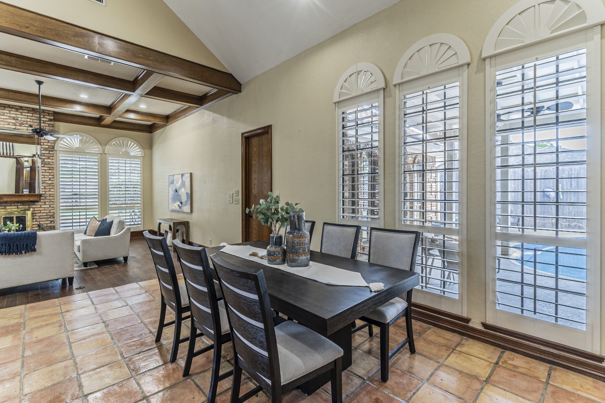 2714 Ridge Top Lane Arlington TX 76006