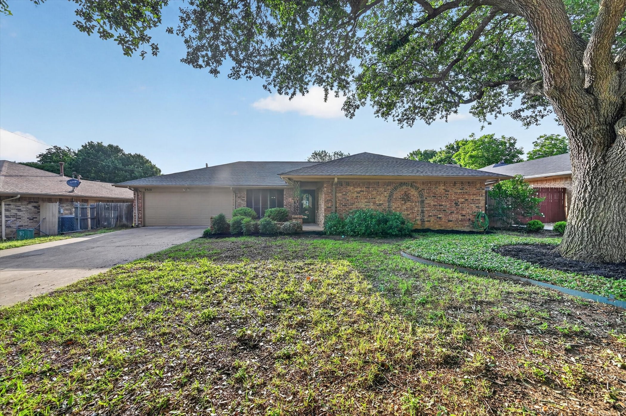 2515 Avonhill Drive Arlington TX 76015