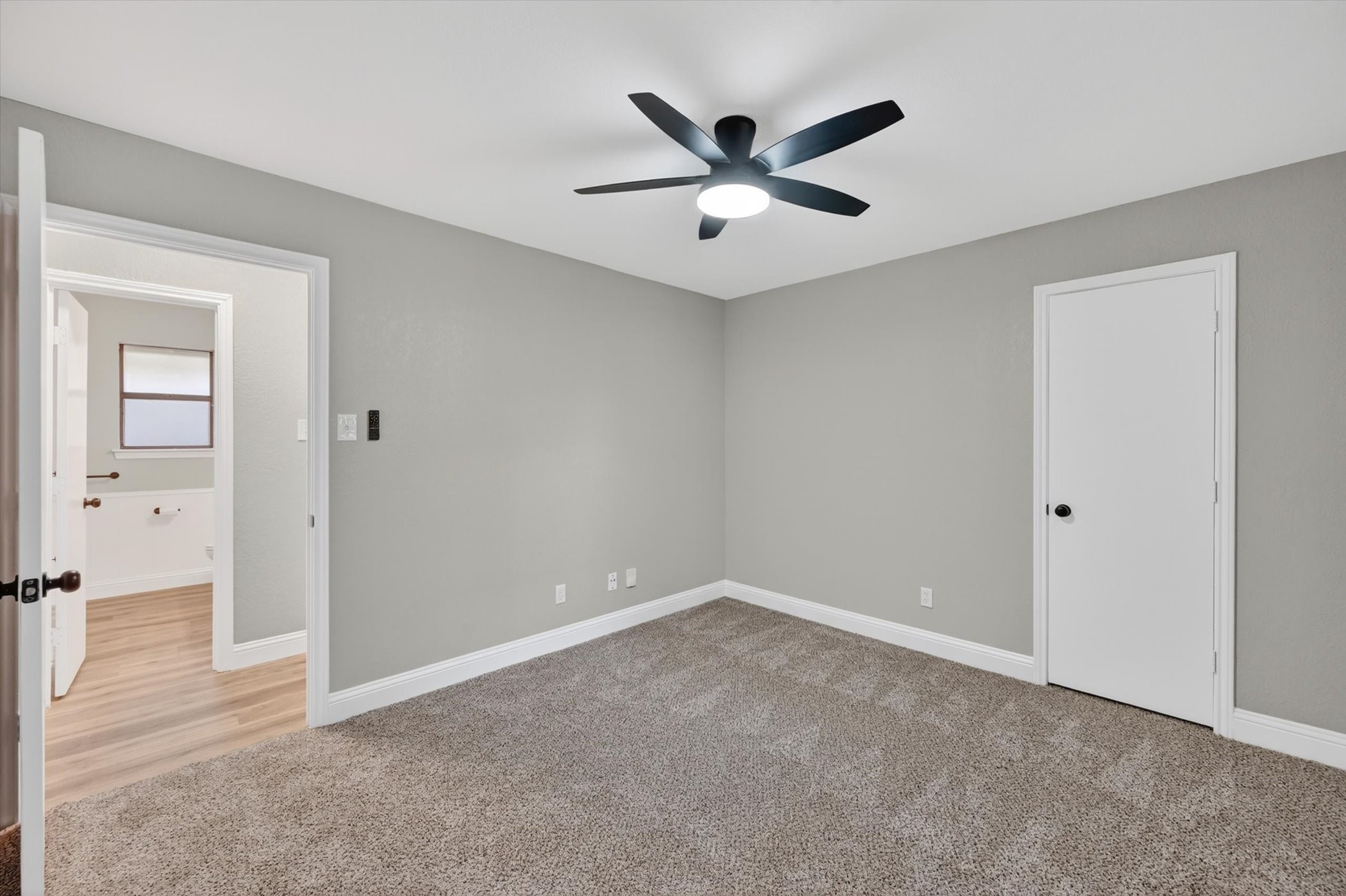 2515 Avonhill Drive Arlington TX 76015