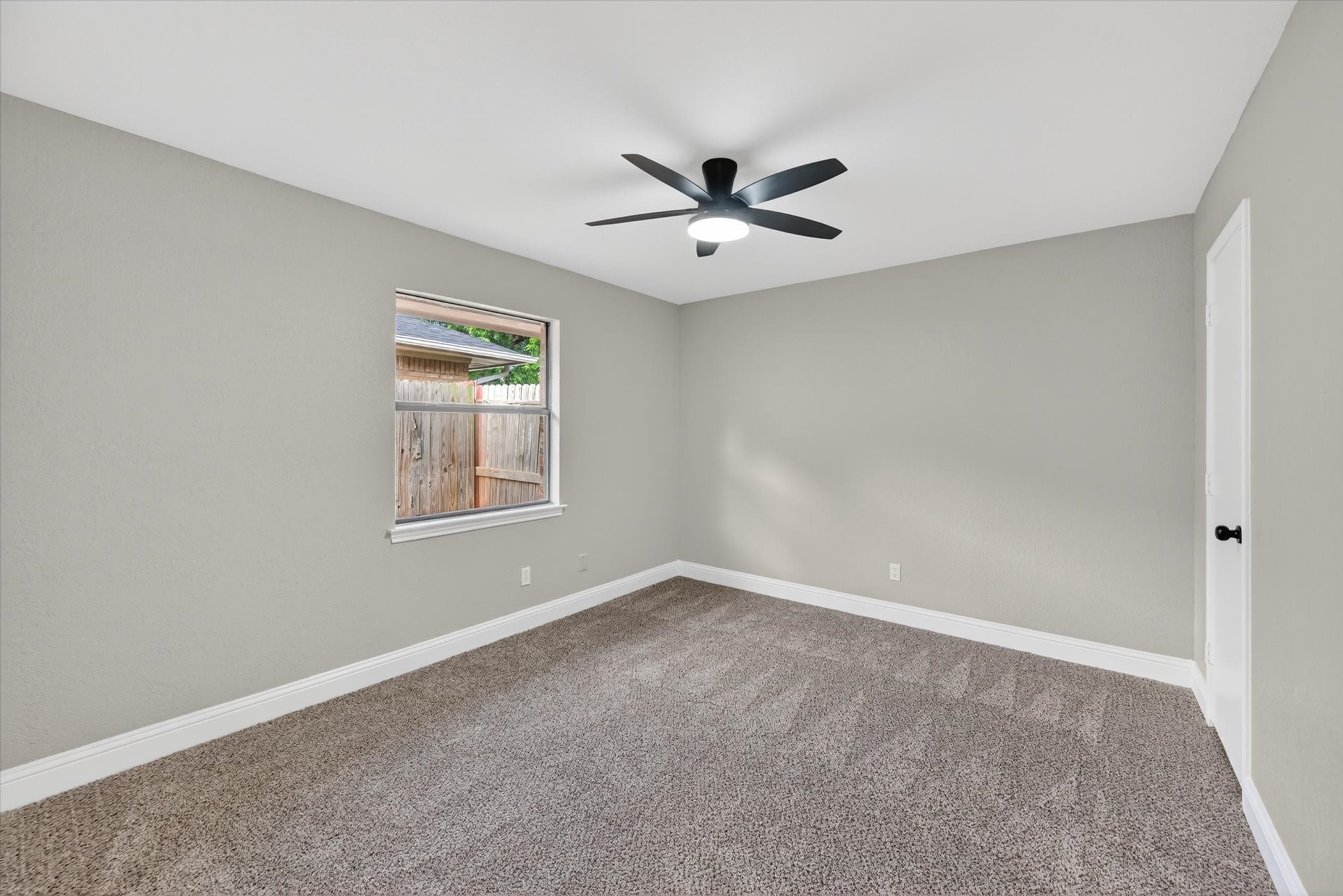 2515 Avonhill Drive Arlington TX 76015