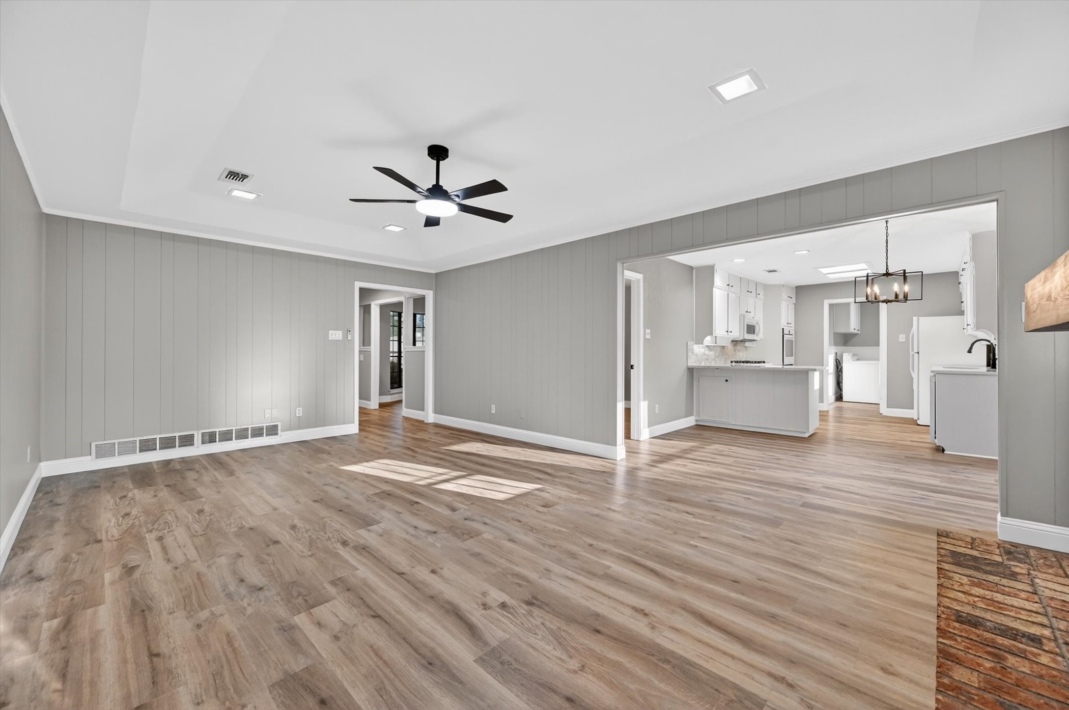 2515 Avonhill Drive Arlington TX 76015