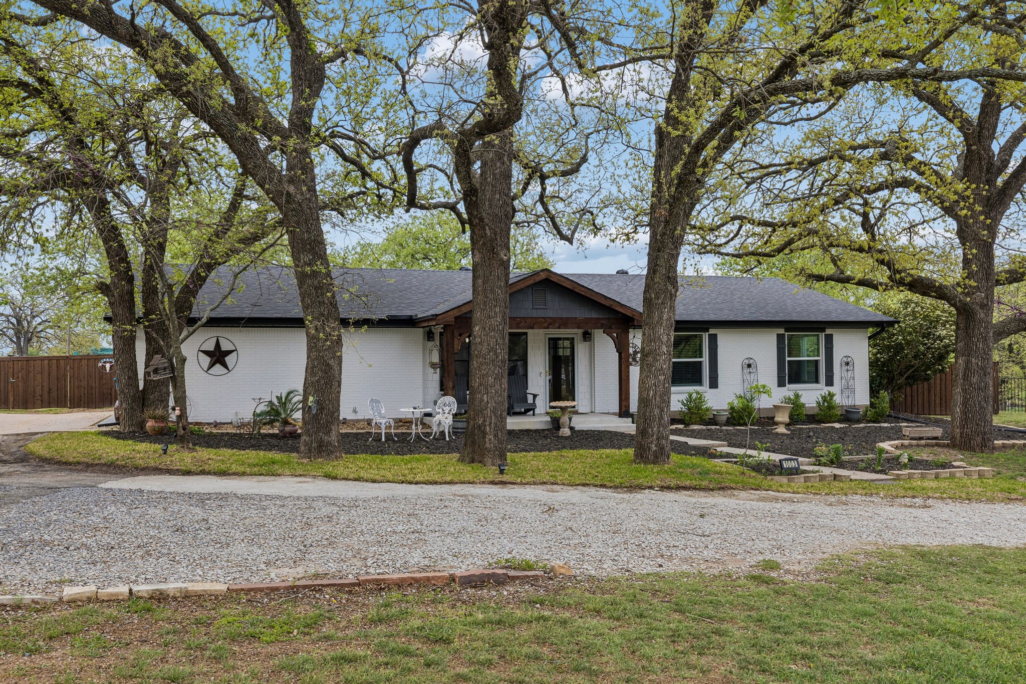 1003 Newell Drive Hudson Oaks TX 76087