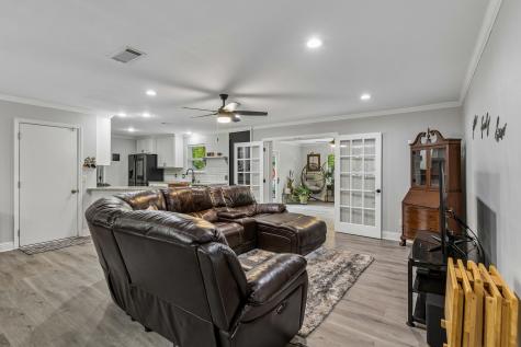 1003 Newell Drive Hudson Oaks TX 76087