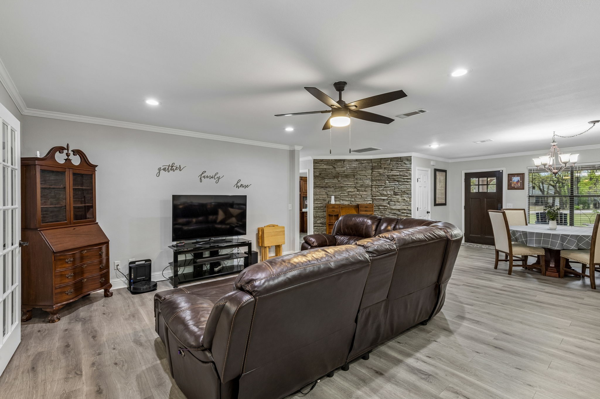 1003 Newell Drive Hudson Oaks TX 76087