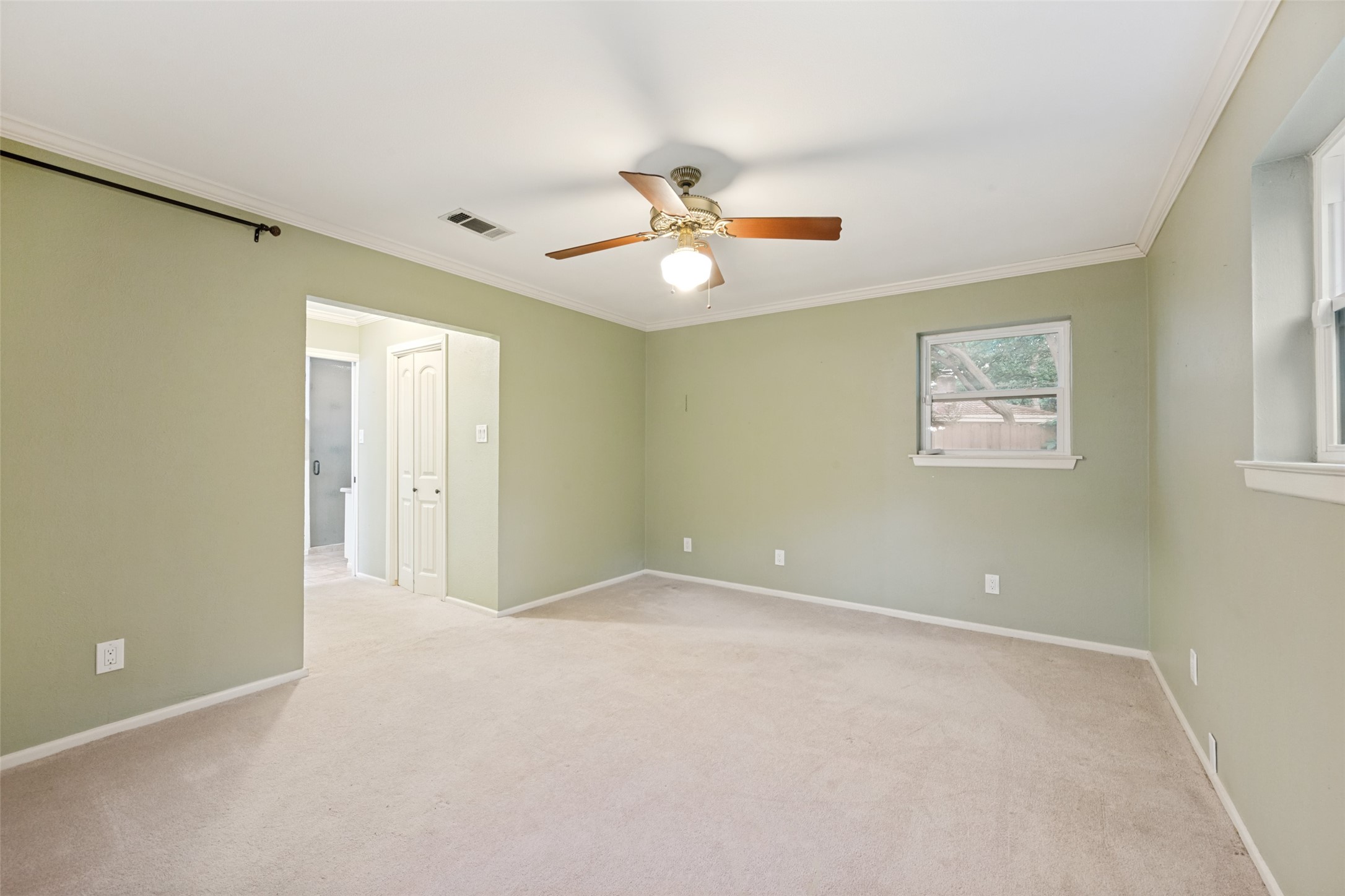 849 Wheelwood Drive Hurst TX 76053