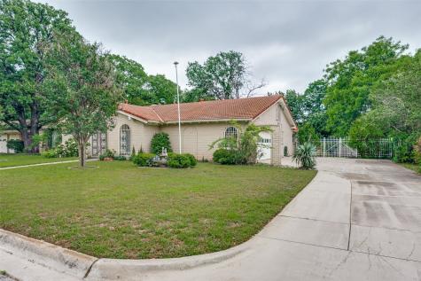849 Wheelwood Drive Hurst TX 76053