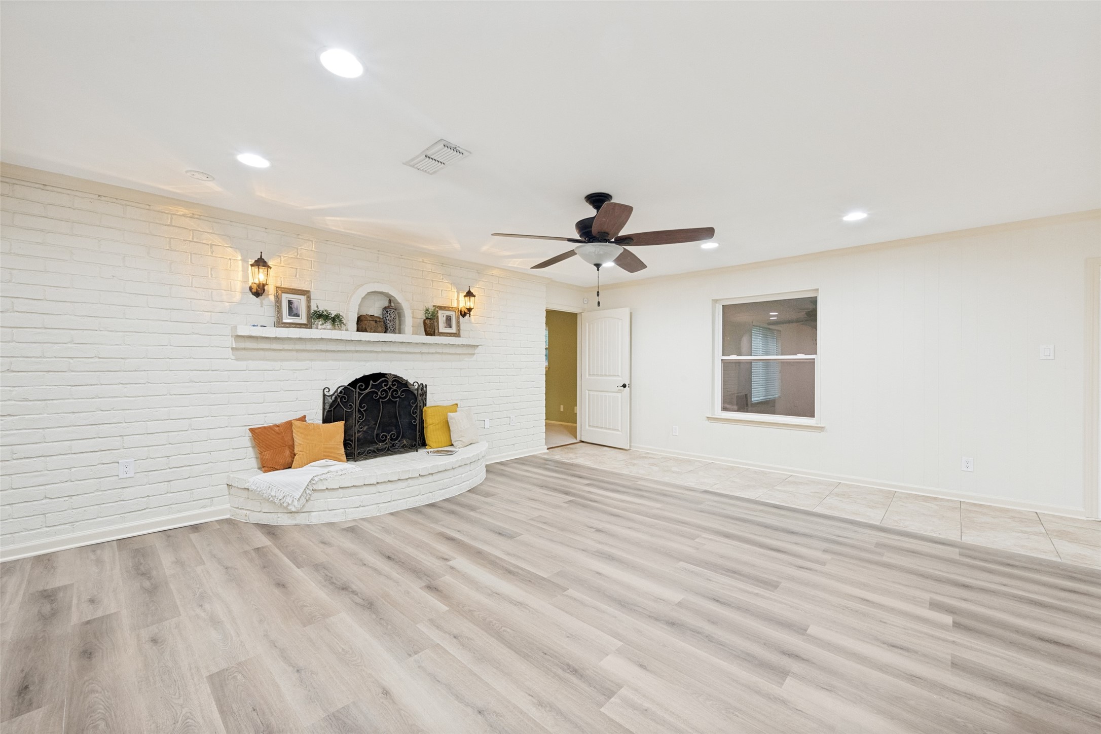 849 Wheelwood Drive Hurst TX 76053
