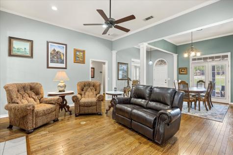 1712 Bent Tree Court Granbury TX 76049