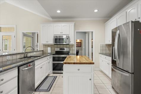 1712 Bent Tree Court Granbury TX 76049
