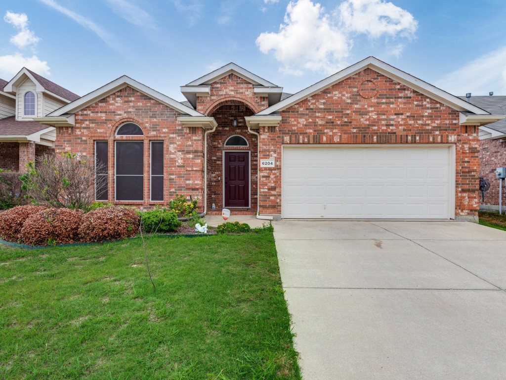 6204 Charisma Court Fort Worth TX 76131