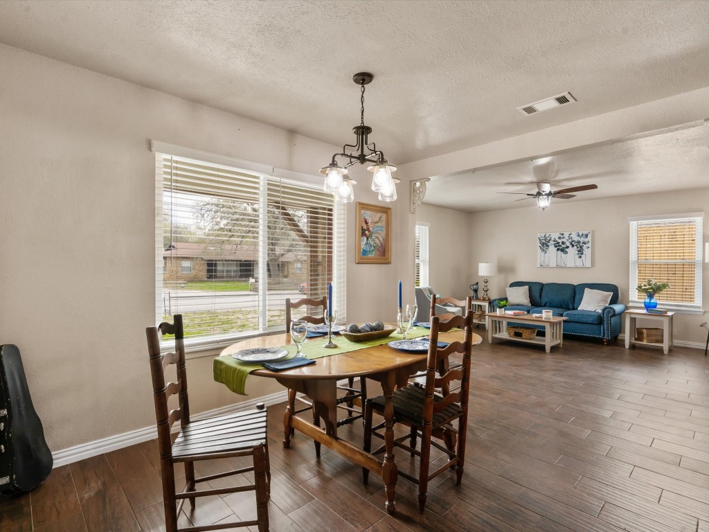 911 N Rusk Street Weatherford TX 76086