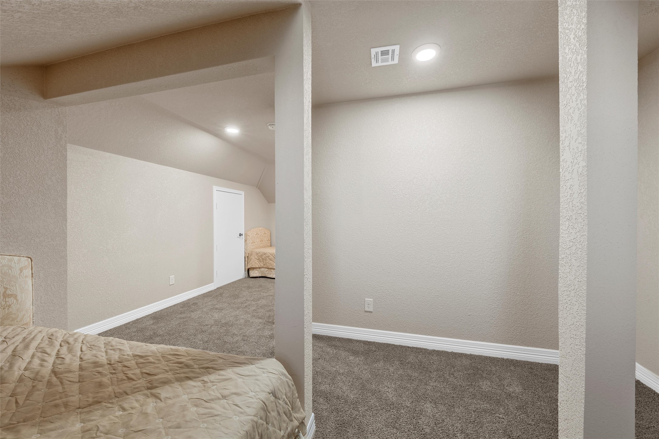 105 Hollygrove Drive Hewitt TX 76643