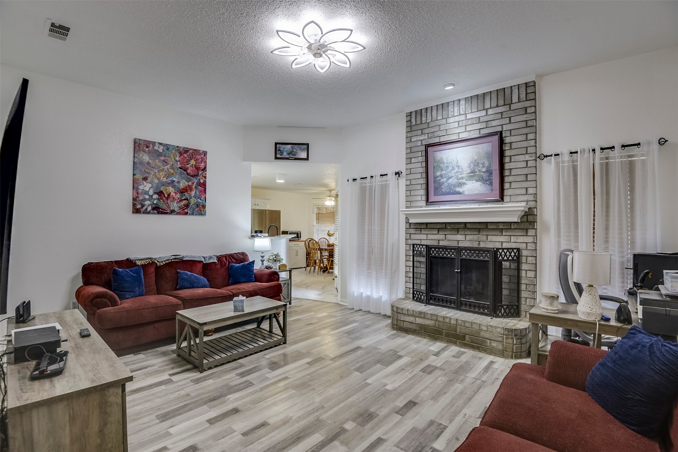 835 Shady Brook Lane Red Oak TX 75154