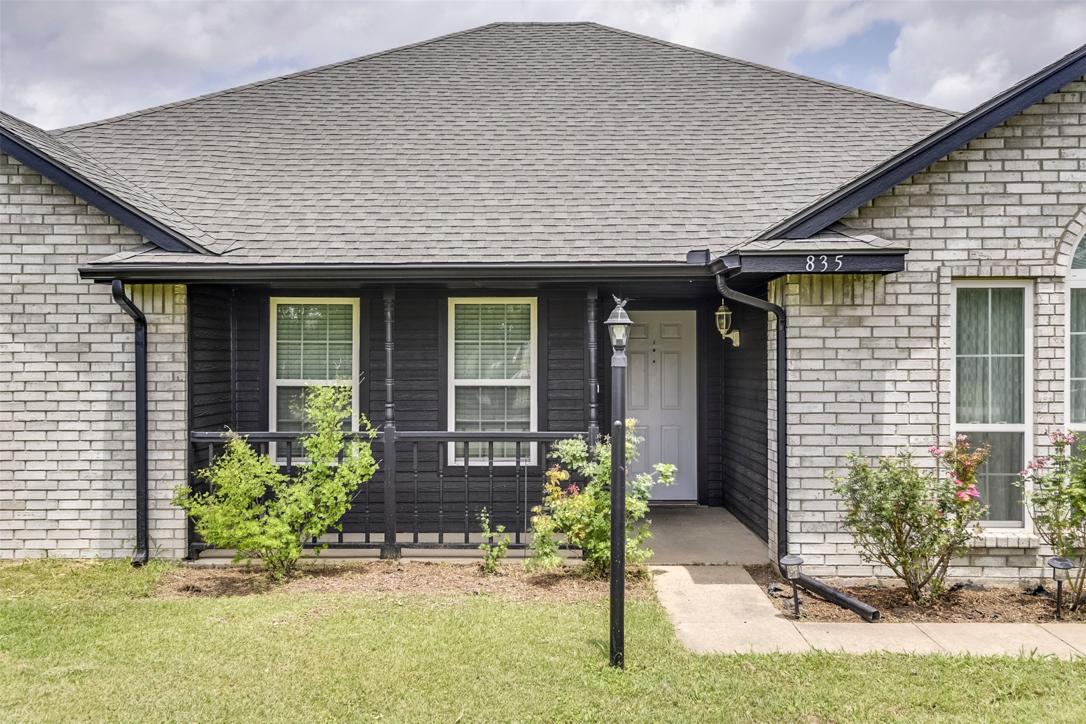 835 Shady Brook Lane Red Oak TX 75154