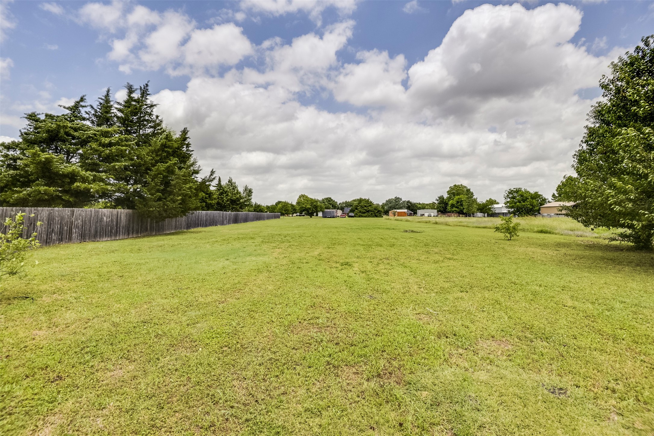 835 Shady Brook Lane Red Oak TX 75154