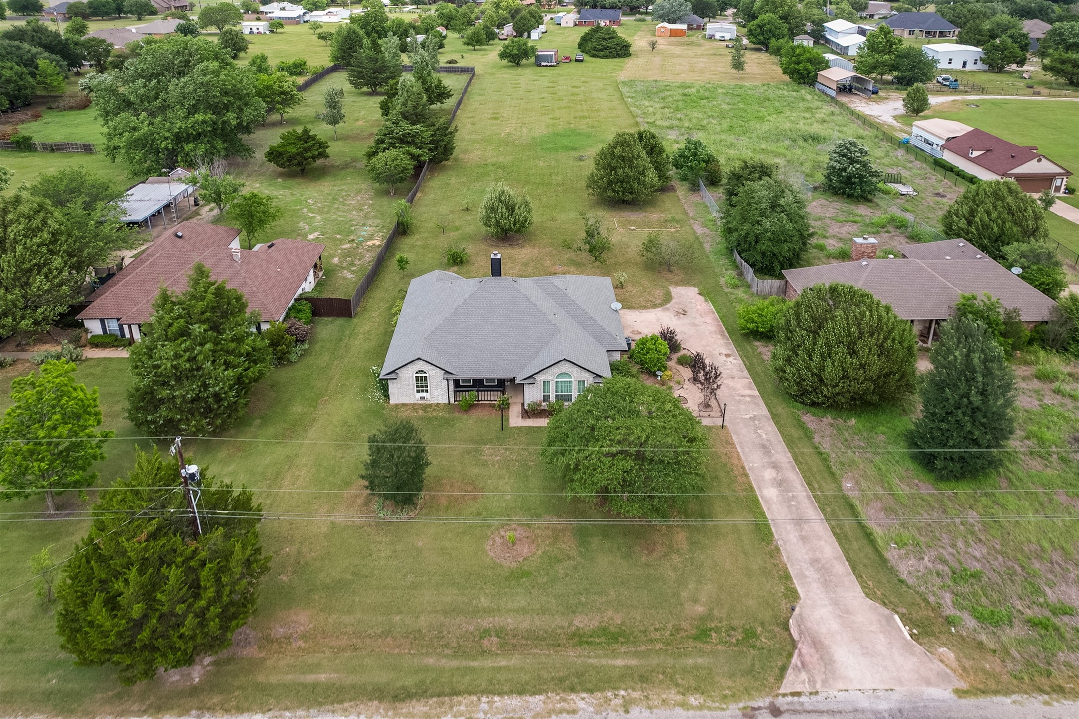835 Shady Brook Lane Red Oak TX 75154