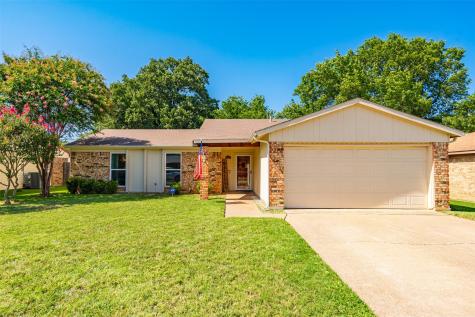 4003 Hideaway Drive Arlington TX 76017