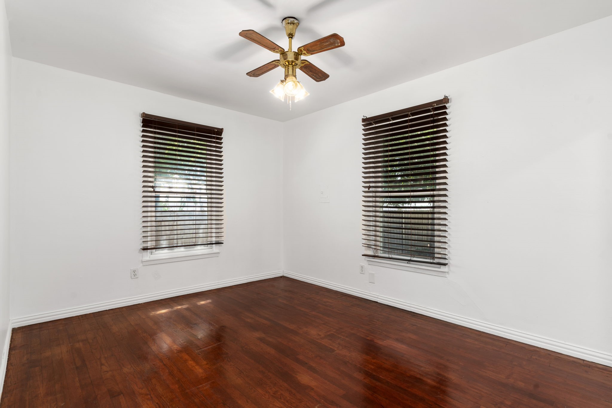 1201 W Felix Street Fort Worth TX 76115