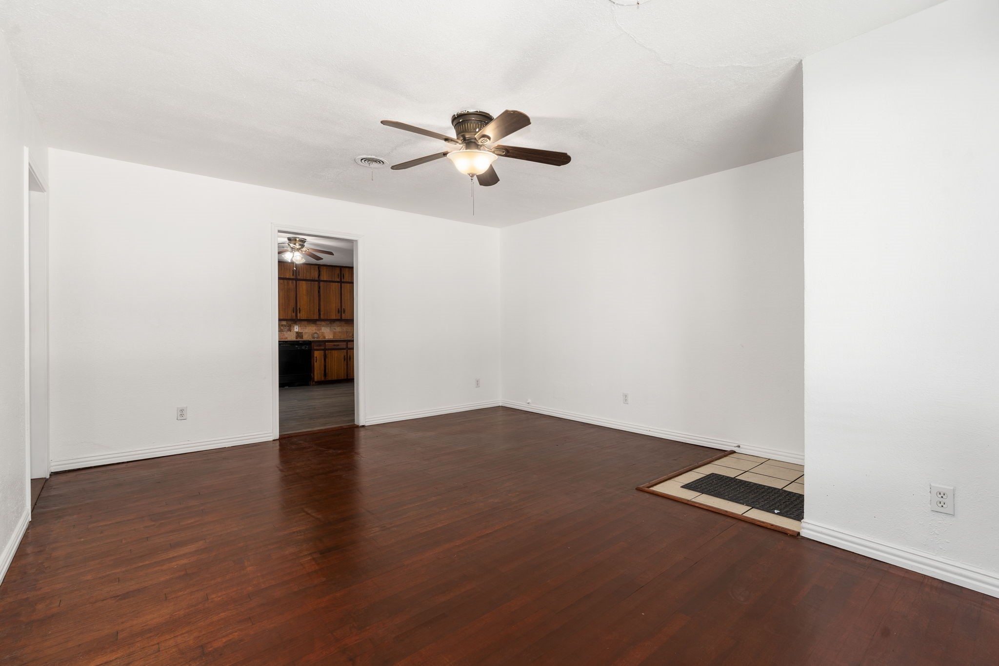 1201 W Felix Street Fort Worth TX 76115