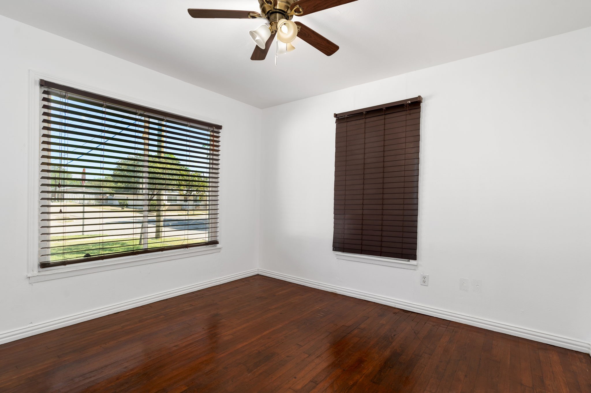 1201 W Felix Street Fort Worth TX 76115