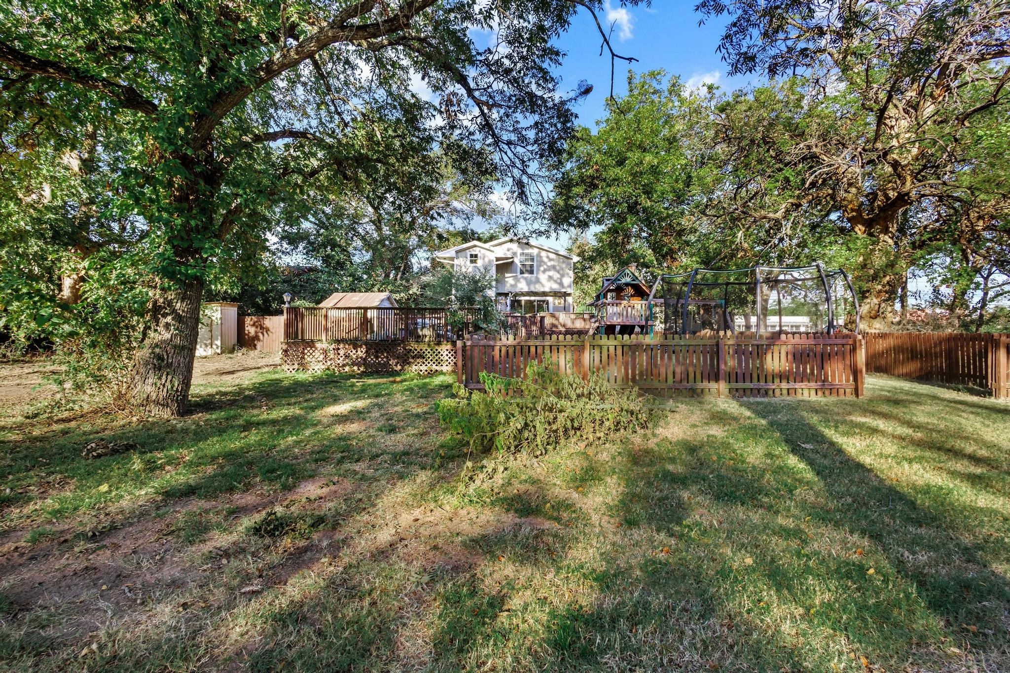 1604 Center Street Bonham TX 75418