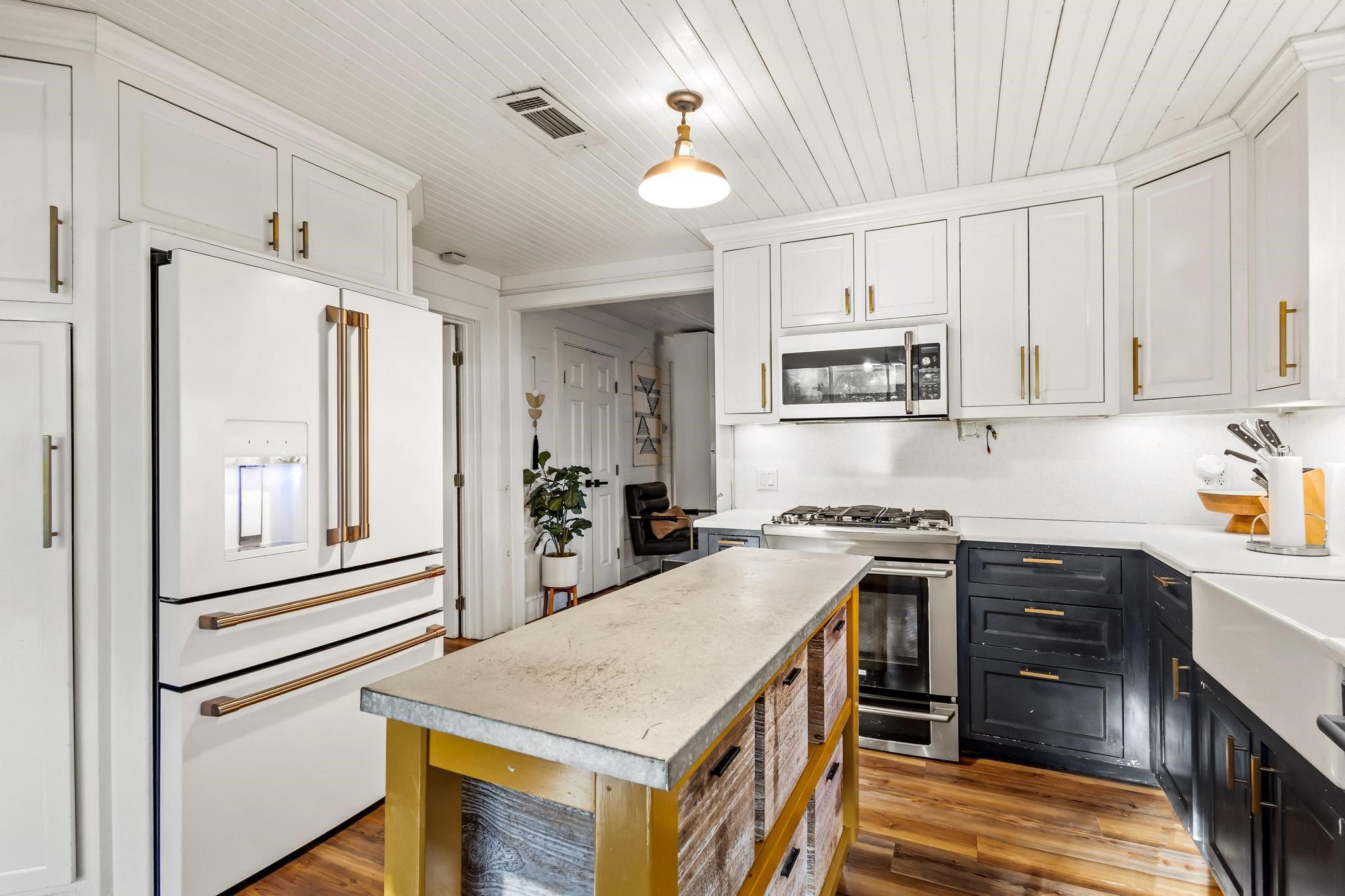 1604 Center Street Bonham TX 75418