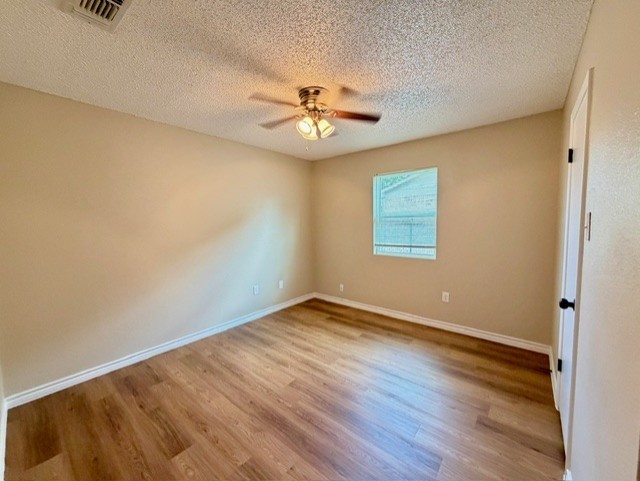 5905 Dan Drive Killeen TX 76543