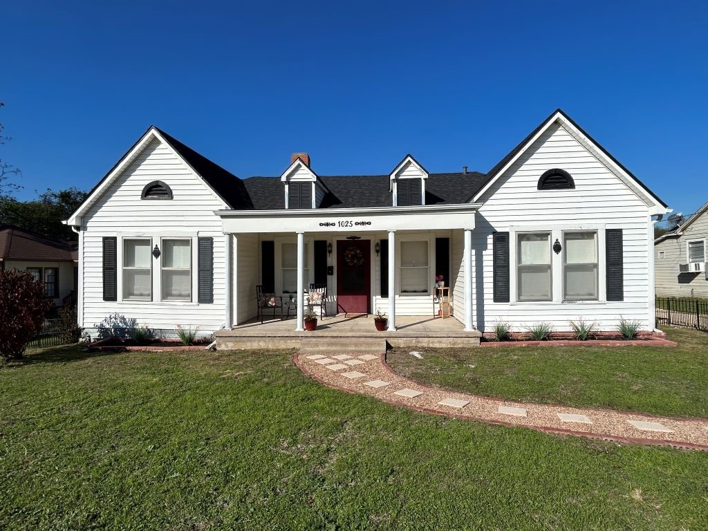 1025 E Franklin Street Hillsboro TX 76645