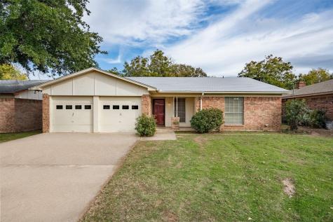 3054 Shane Drive Haltom City TX 76117