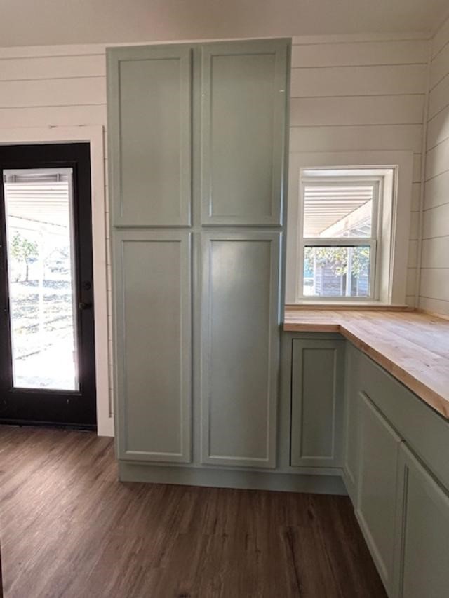 415 W Walnut Street Whitewright TX 75491