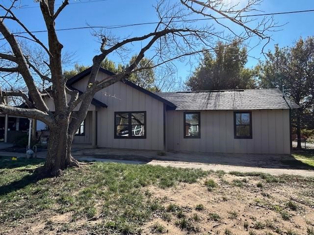 415 W Walnut Street Whitewright TX 75491