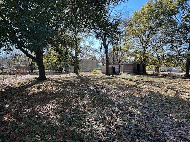 415 W Walnut Street Whitewright TX 75491